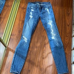 American Eagle destroyed skinny jeans